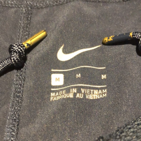 ⬇️⭐️ Nike Men’s Drawstring Workout Activewear Shorts with Pockets - Picture 5 of 6